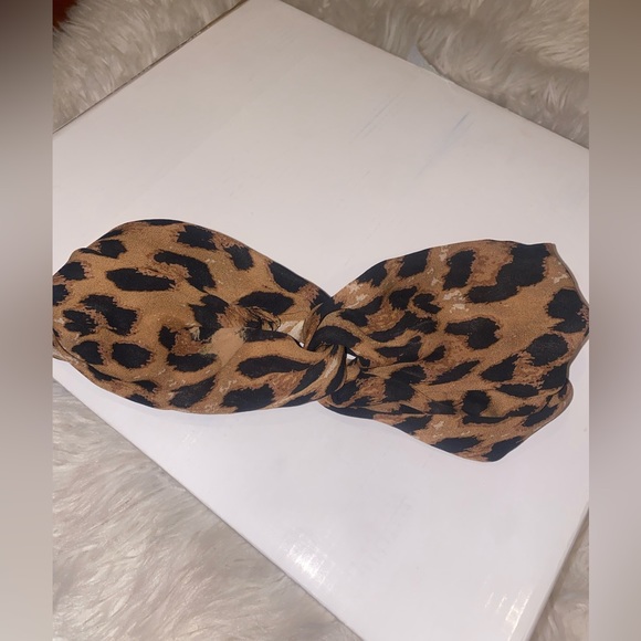 Leopard print twist knot headband - Picture 2 of 5